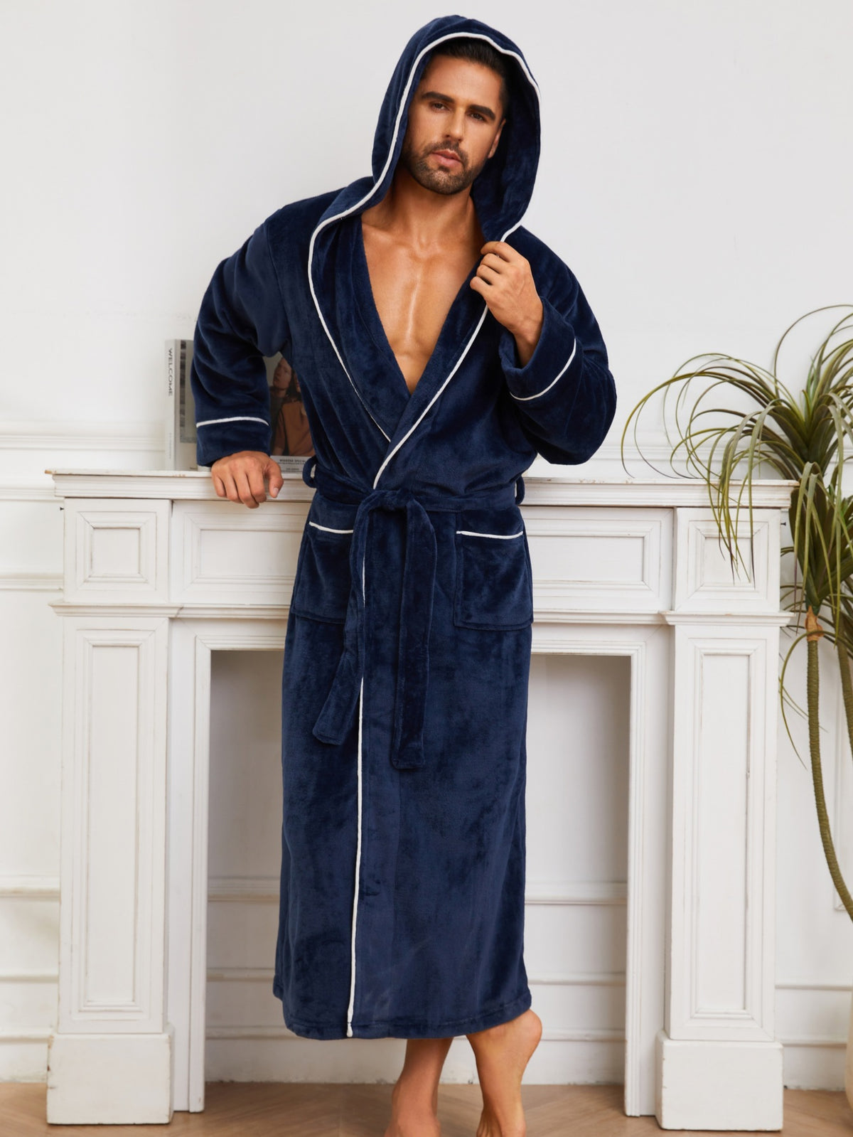 Plush Flannel-Style Men’s Bathrobe - product view 2